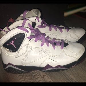 Jordan Retro 7’s size 4.5